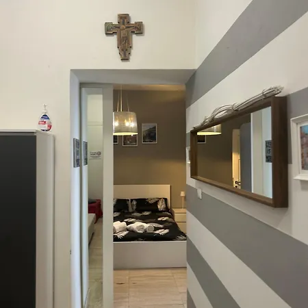 Luis Apartment La Spezia